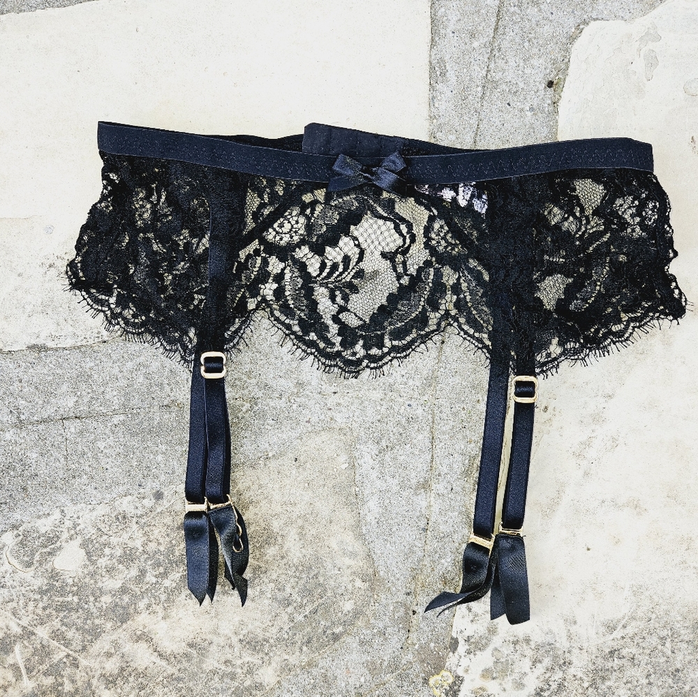 Agent Provocateur kendall suspender AP3 Medium